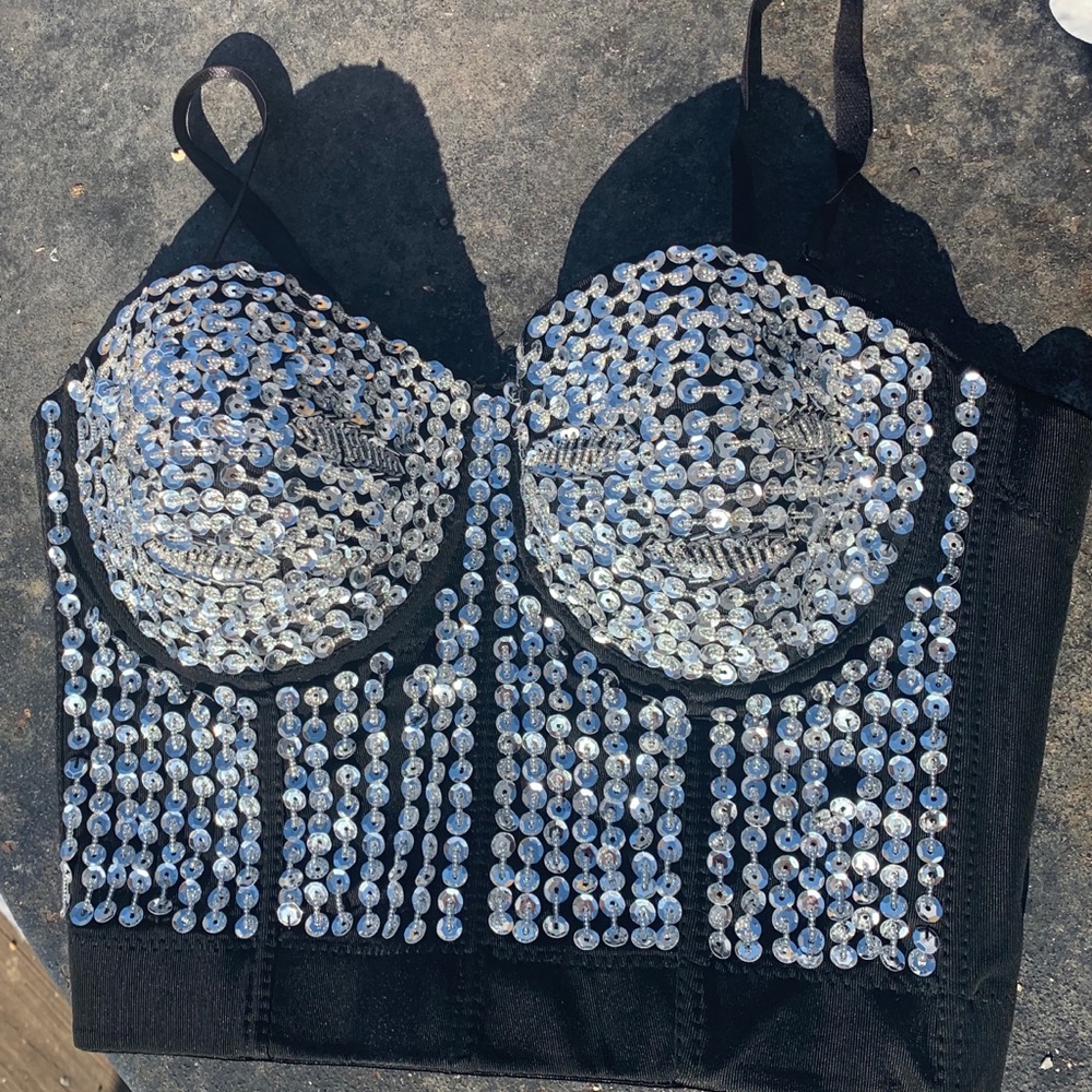 ✨rhinestone studded bra top